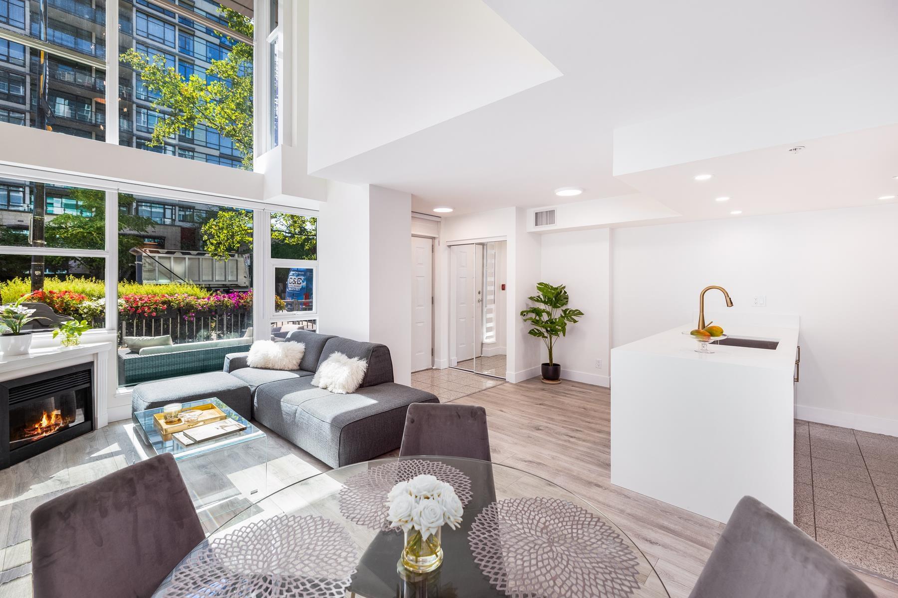 mls:R3152703 Property Address: TH8 168 E ESPLANADE AVENUE, North Vancouver BC V7L 4X8