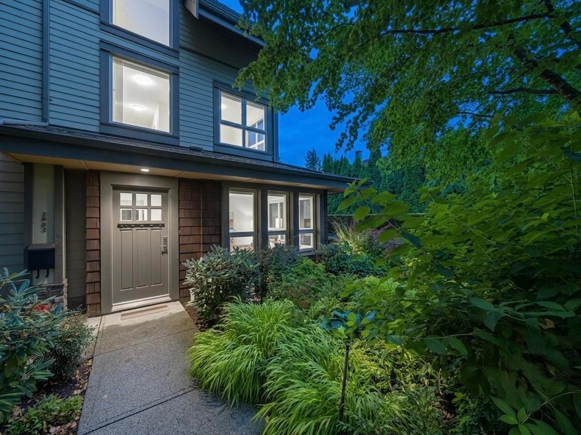 mls:R3152786 Property Address: 2982 CHESTERFIELD AVENUE, North Vancouver BC V7N 3M6