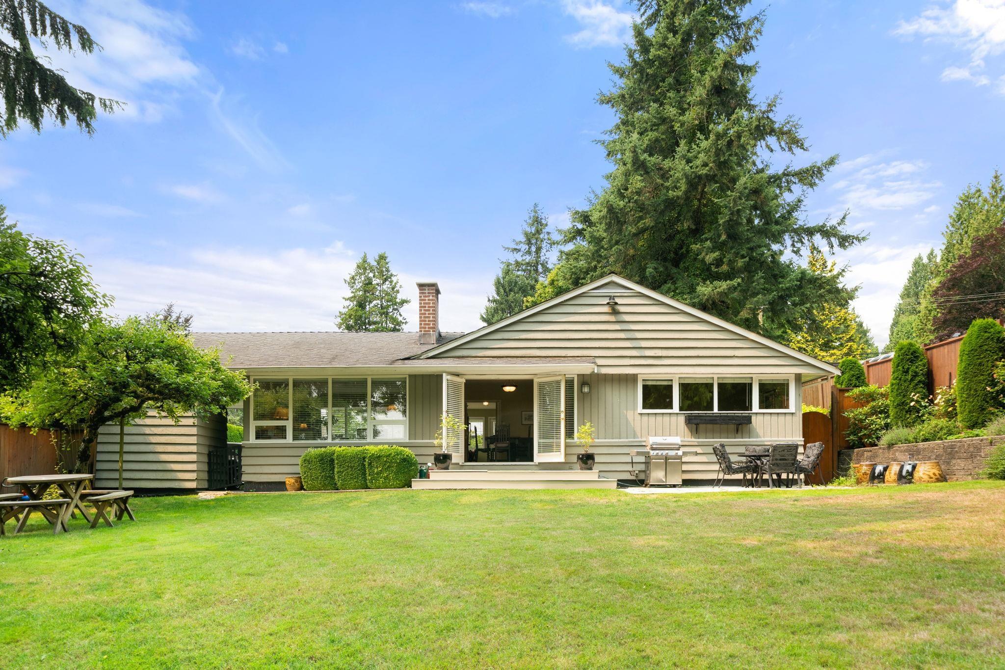 mls:R3152933 Property Address: 3046 PRINCESS AVENUE, North Vancouver BC V7N 2C8