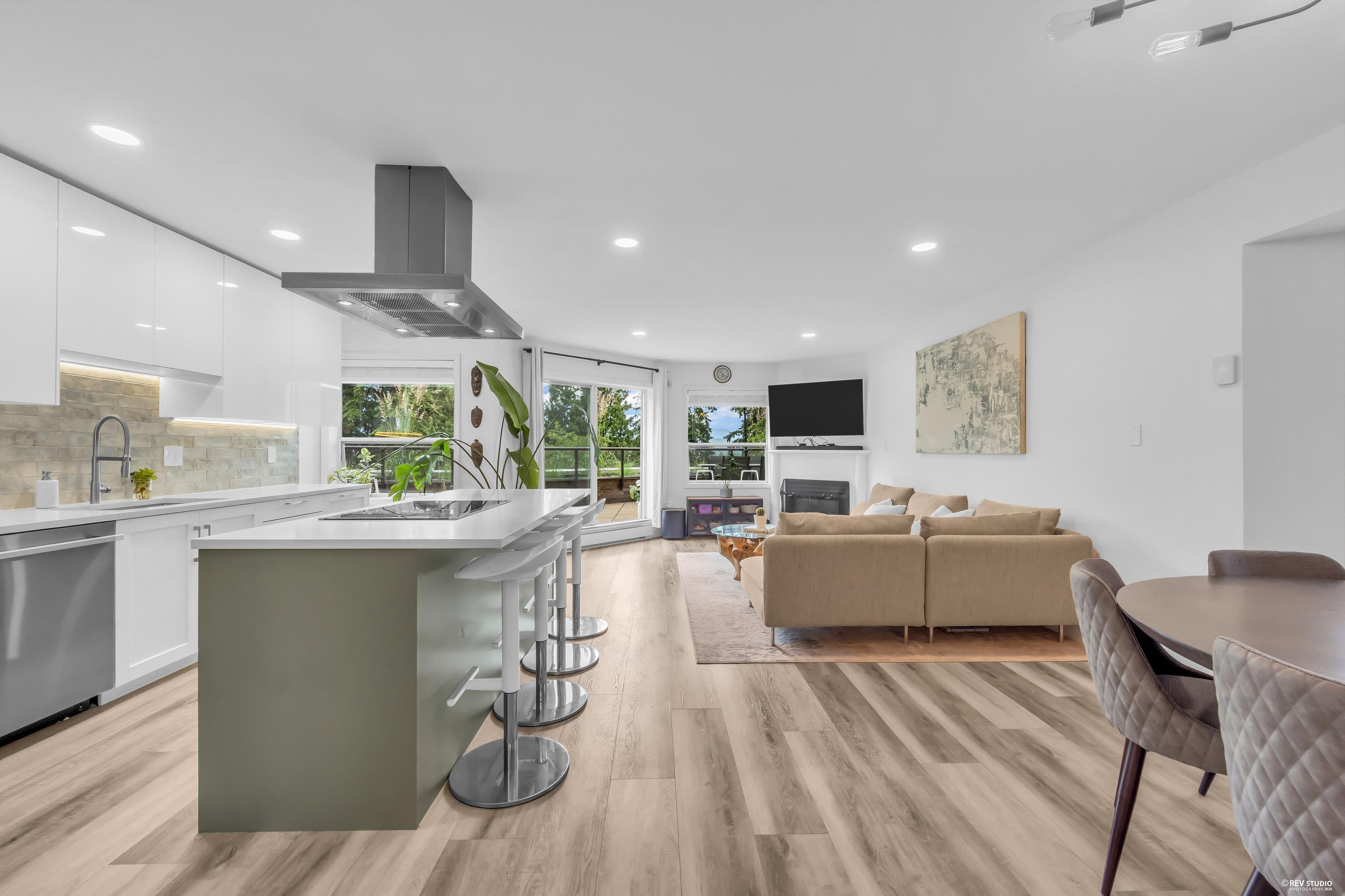 mls:R3153113 Property Address: 604 1500 OSTLER COURT, North Vancouver BC V7G 2S2