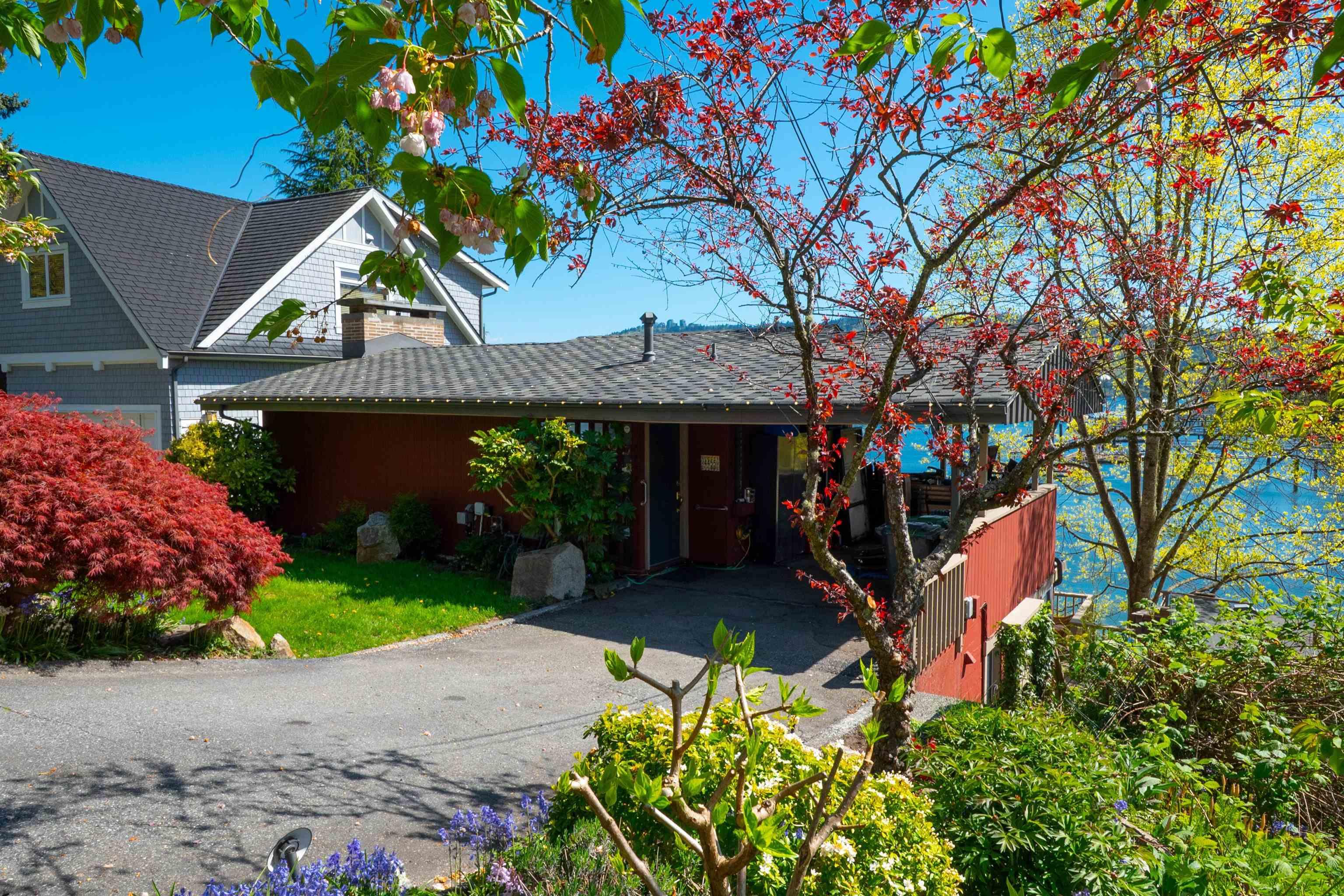 mls:R3153376 Property Address: 4455 HARRIS PLACE, North Vancouver BC V7G 1E9