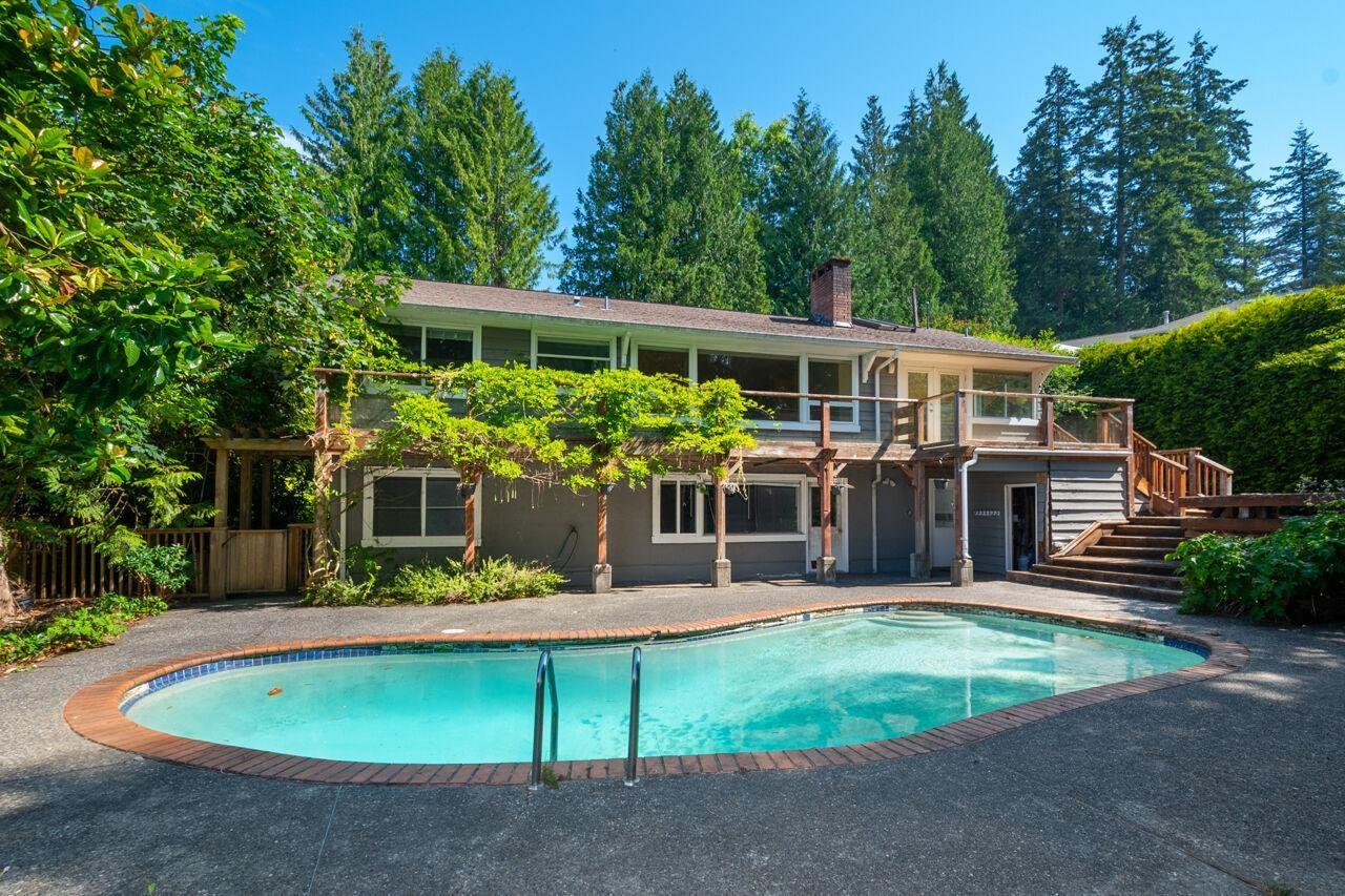 mls:R3153650 Property Address: 545 E KINGS ROAD, North Vancouver BC V7N 1J2