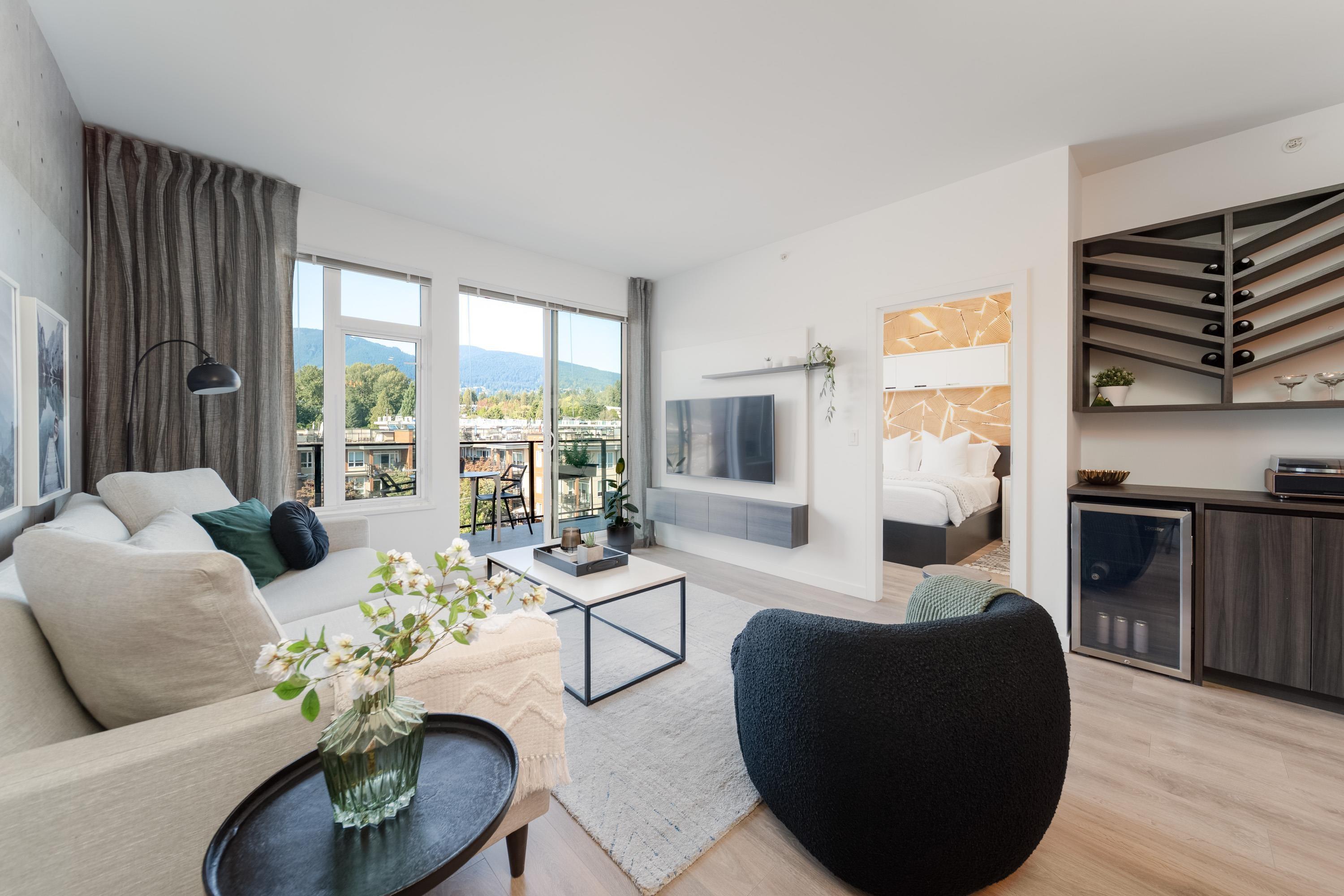 mls:R3154328 Property Address: 517 725 MARINE DRIVE, North Vancouver BC V7M 0G2