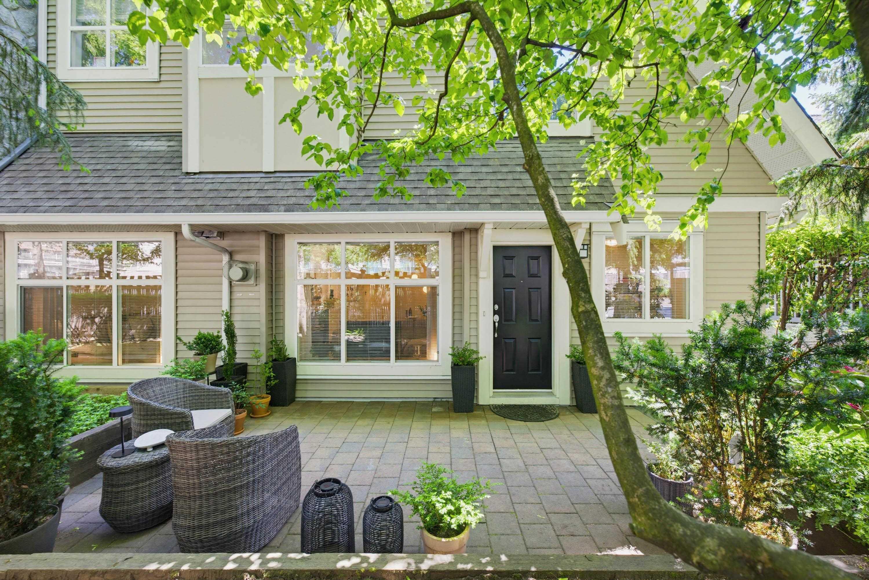 mls:R3154989 Property Address: 2 1071 LYNN VALLEY ROAD, North Vancouver BC V7J 1Z6