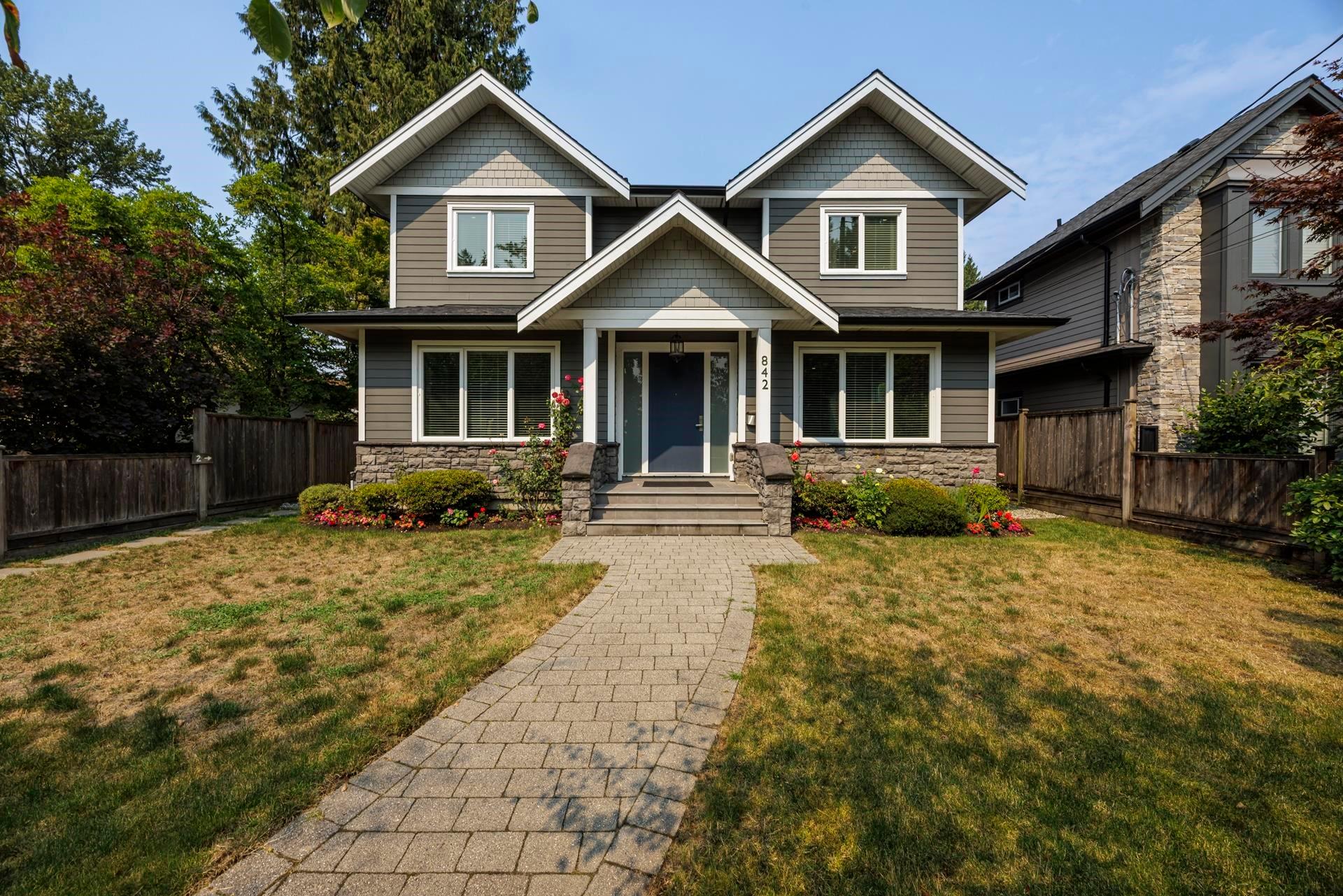 mls:R3156247 Property Address: 842 W 20TH STREET, North Vancouver BC V7P 2B4