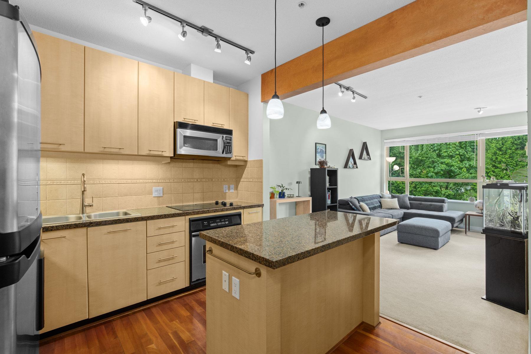 mls:R3156420 Property Address: 408 560 RAVENWOODS DRIVE, North Vancouver BC V7G 2T3