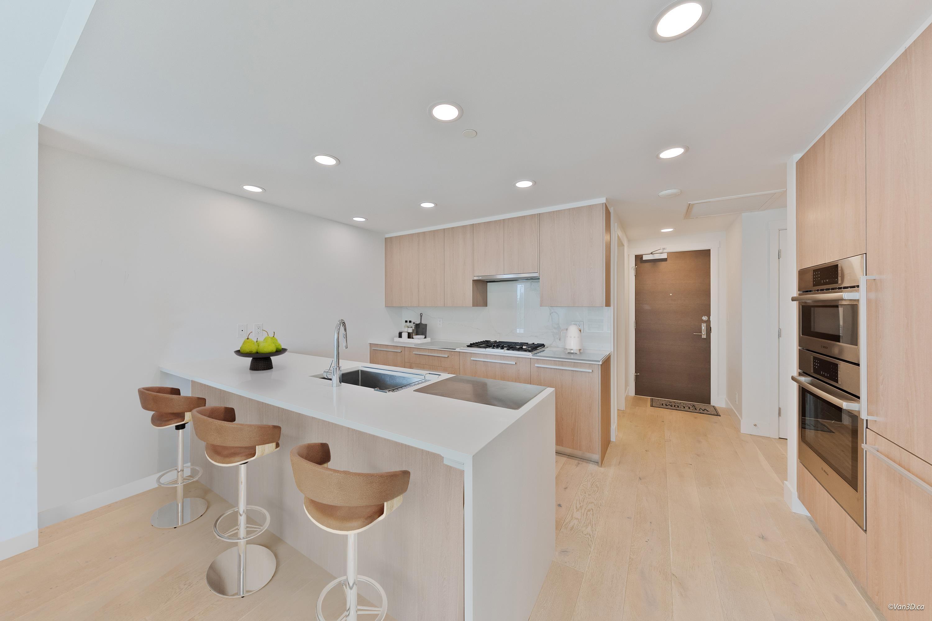 mls:R3156653 Property Address: 504 2780 VALLEY CENTRE AVENUE, North Vancouver BC V7J 0C4