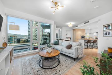 Listing Image for R3080568