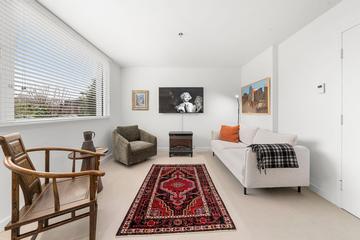 Listing Image for R3096602