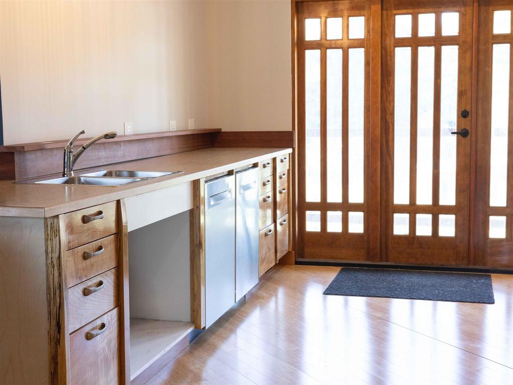 Listing Image for R2816502