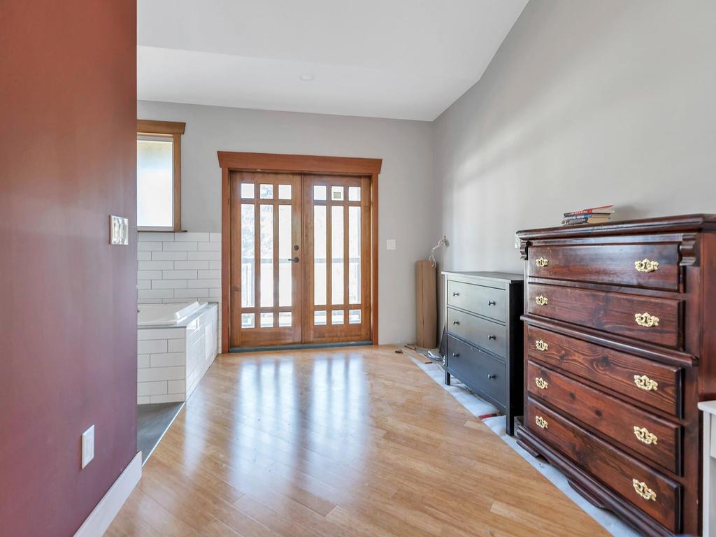 Listing Image for R2816502