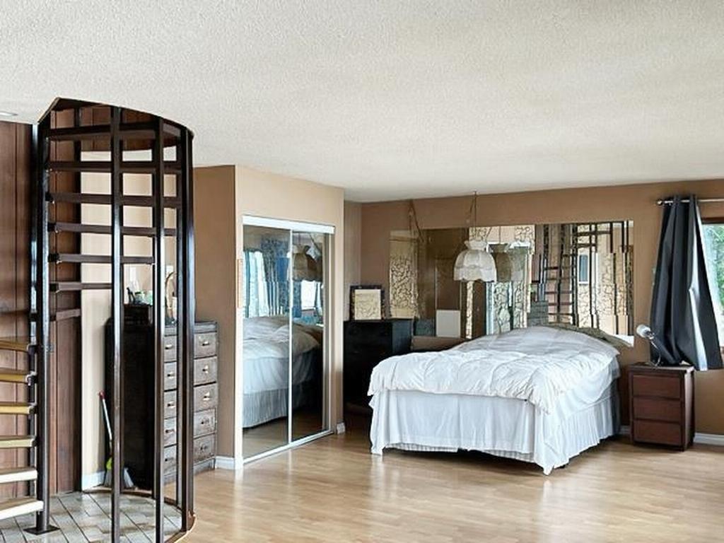 Listing Image for R2820072