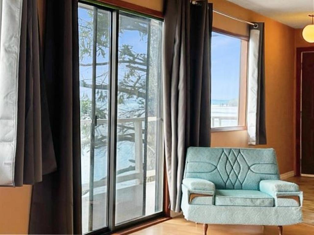 Listing Image for R2820072