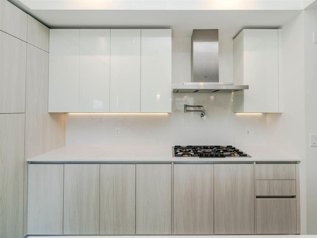 Listing Image for R2930432