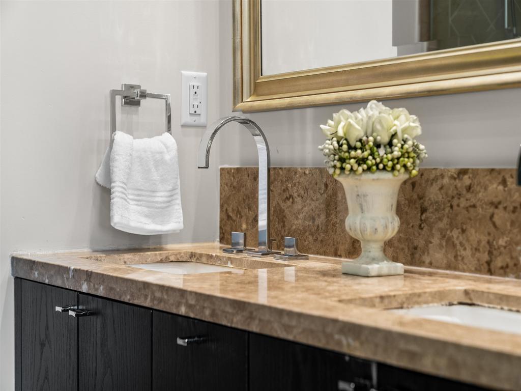 Listing Image for R2949711