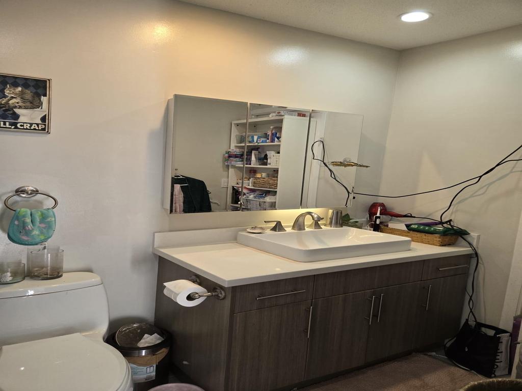 Listing Image for R2950555