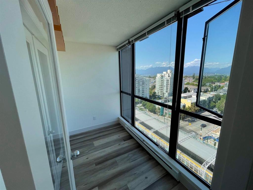 Listing Image for R2950822