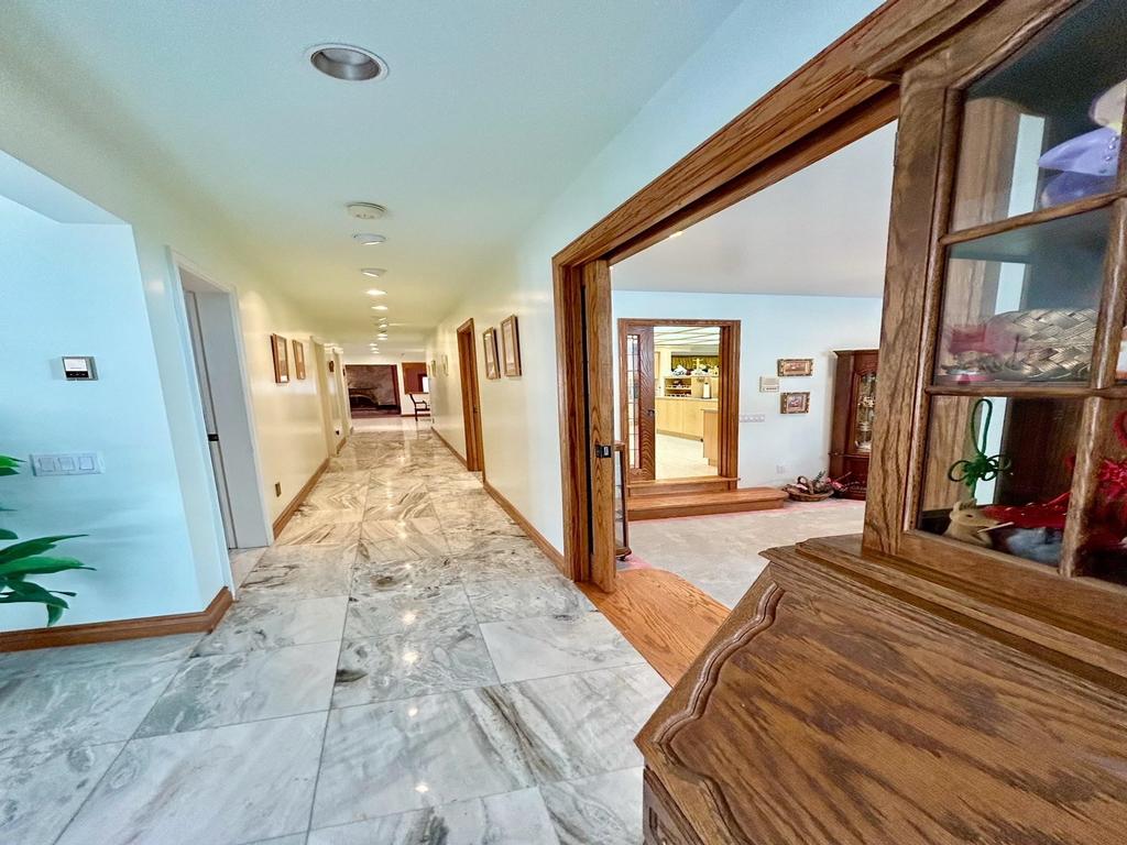 Listing Image for R2957634