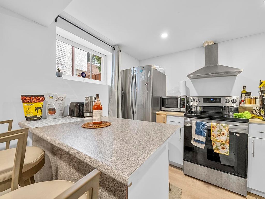 Listing Image for R2958389