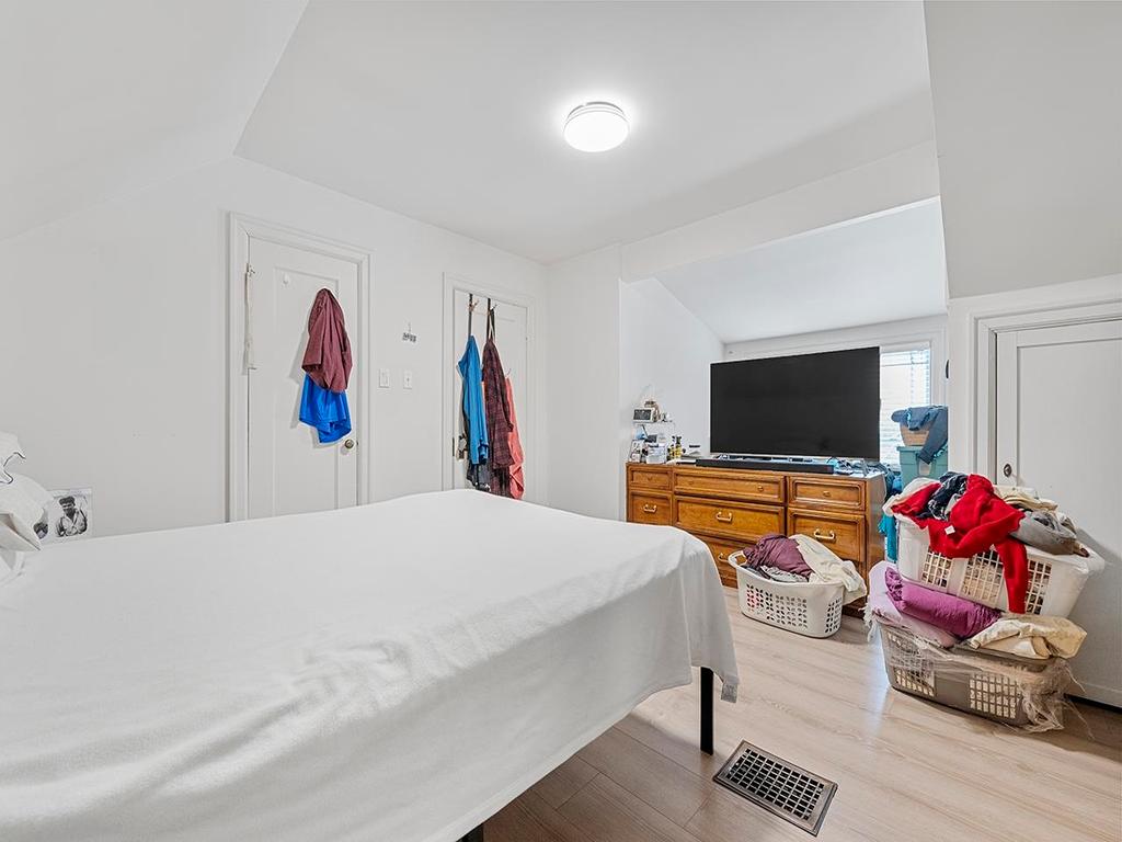 Listing Image for R2958389