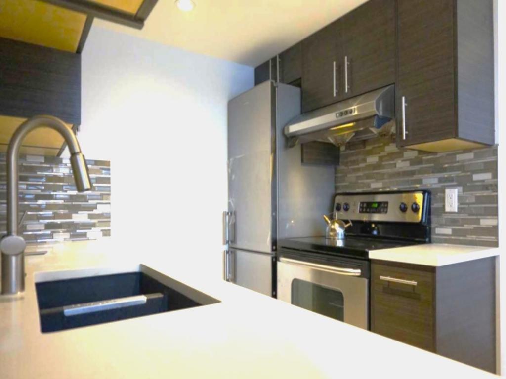 Listing Image for R2967131