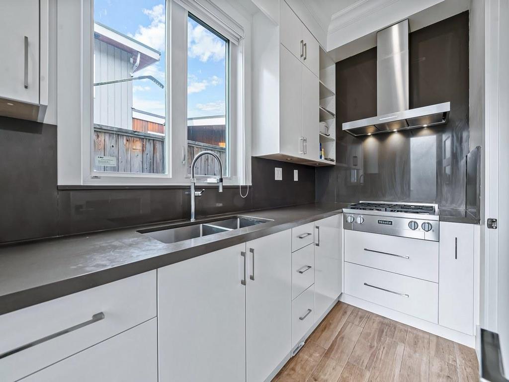 Listing Image for R2973443