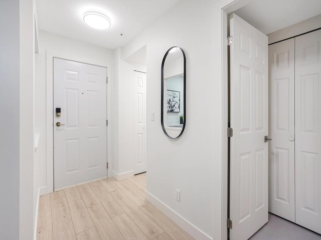 Listing Image for R2974069