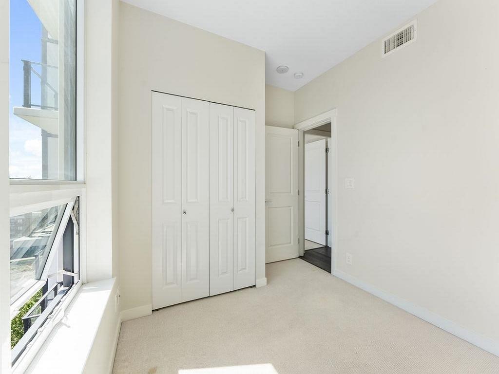 Listing Image for R2983094