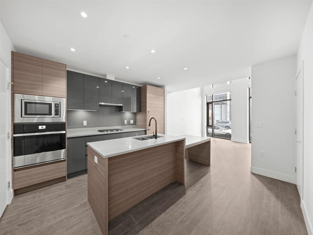 Listing Image for R2984942