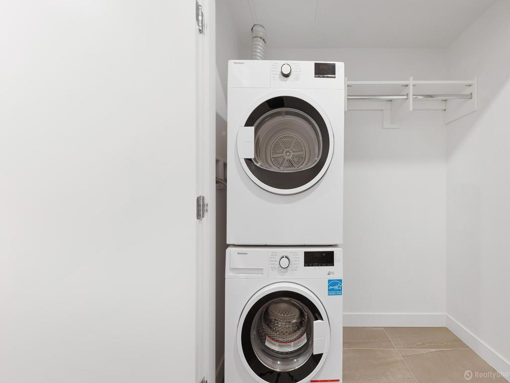 Listing Image for R2987156