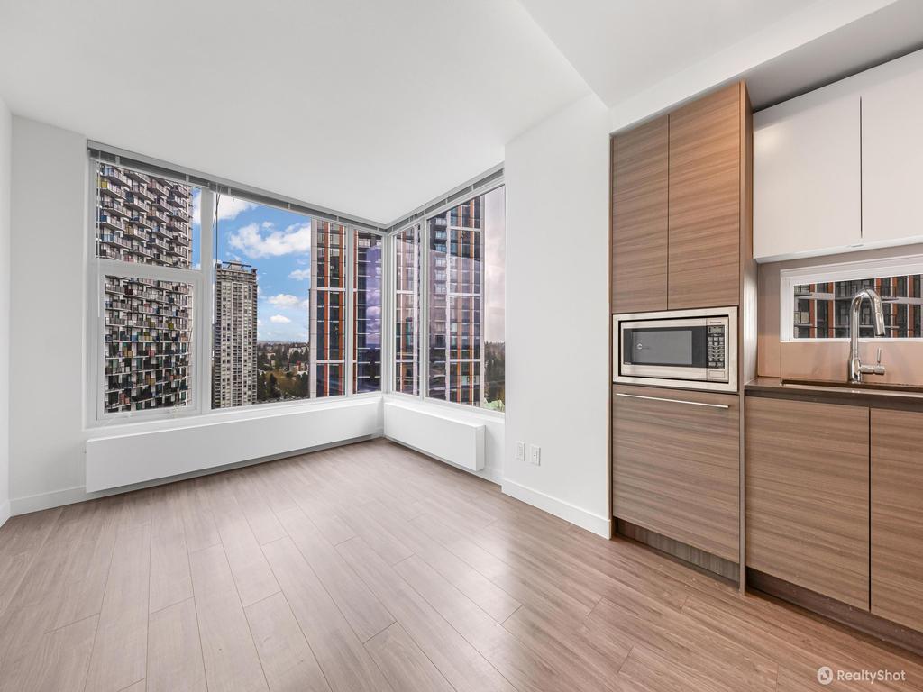 Listing Image for R2987156