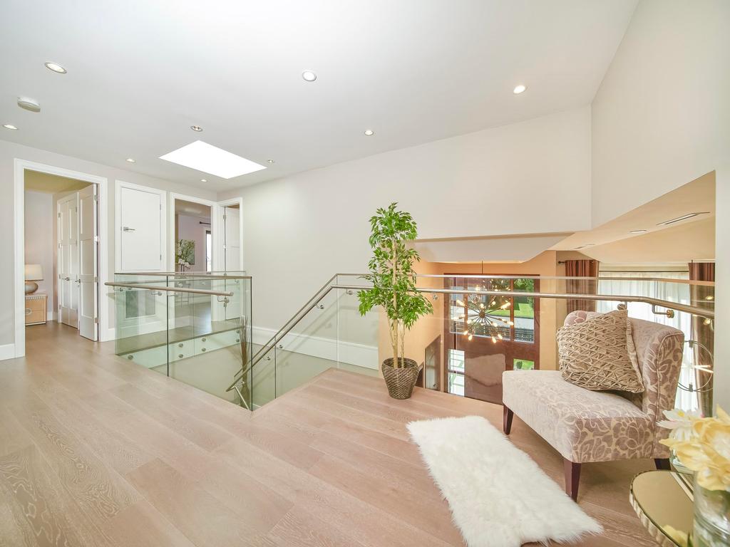 Listing Image for R2987245