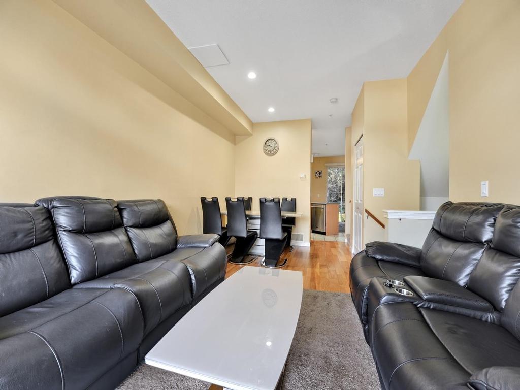 Listing Image for R2989048