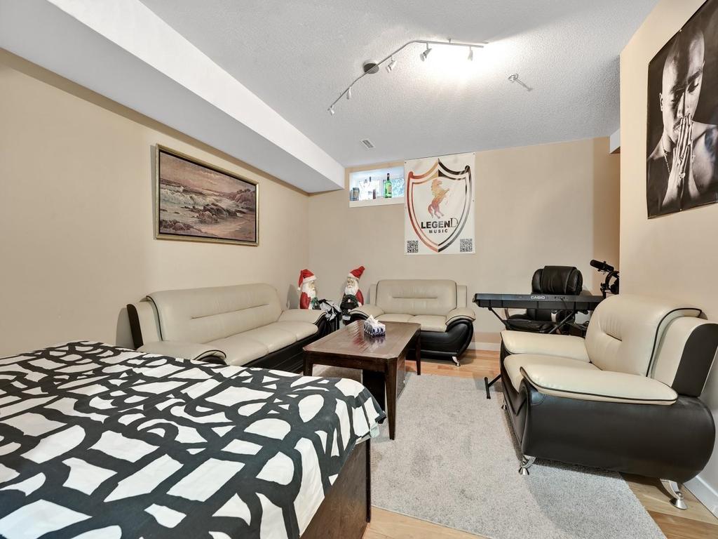 Listing Image for R2989048