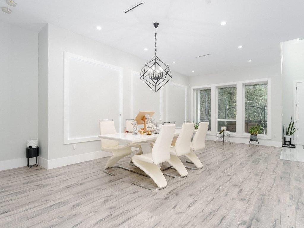 Listing Image for R2989681