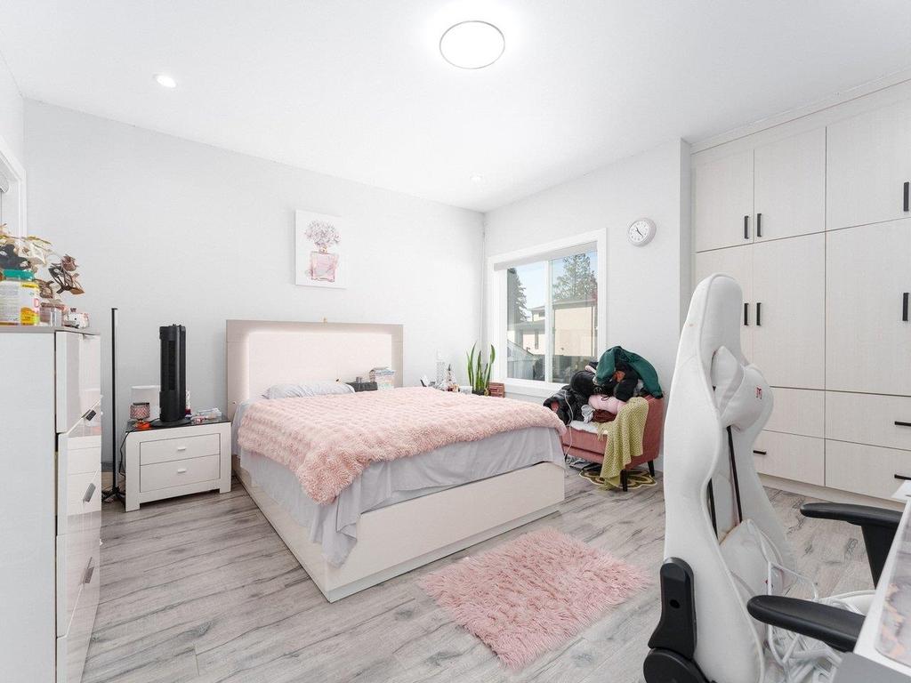 Listing Image for R2989681