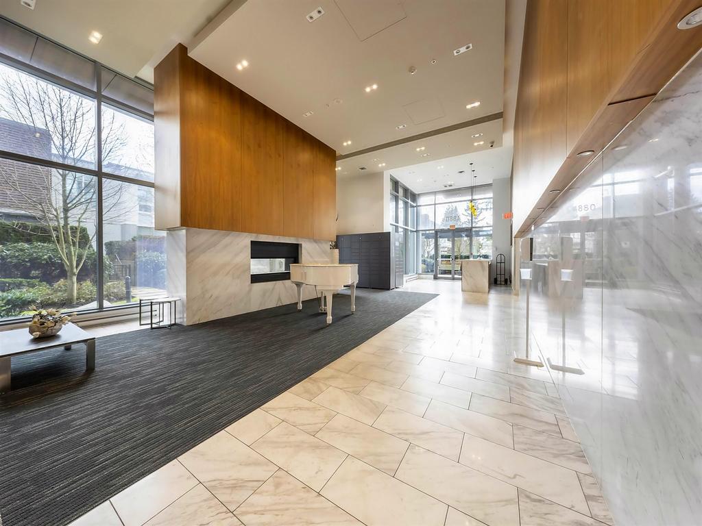 Listing Image for R2989787