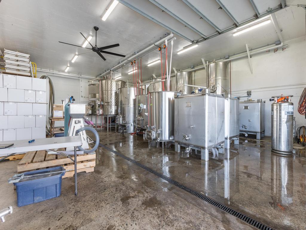 Listing Image for R2989964