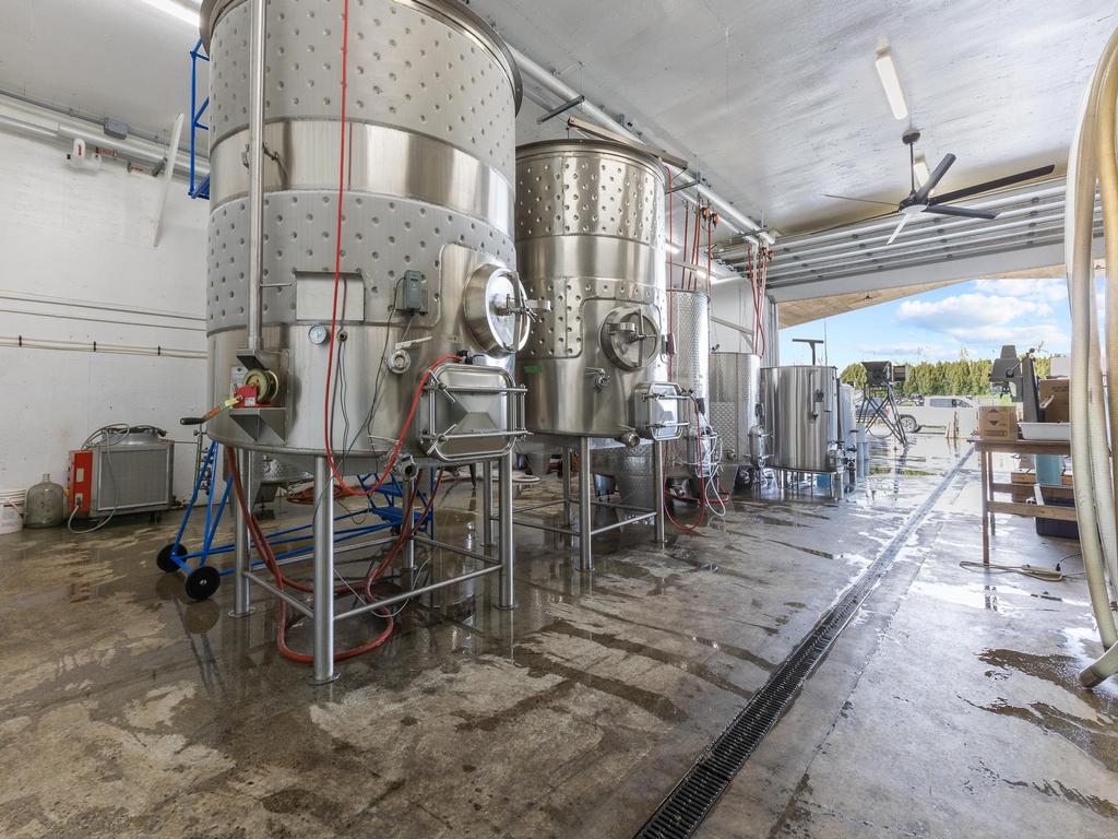 Listing Image for R2989964