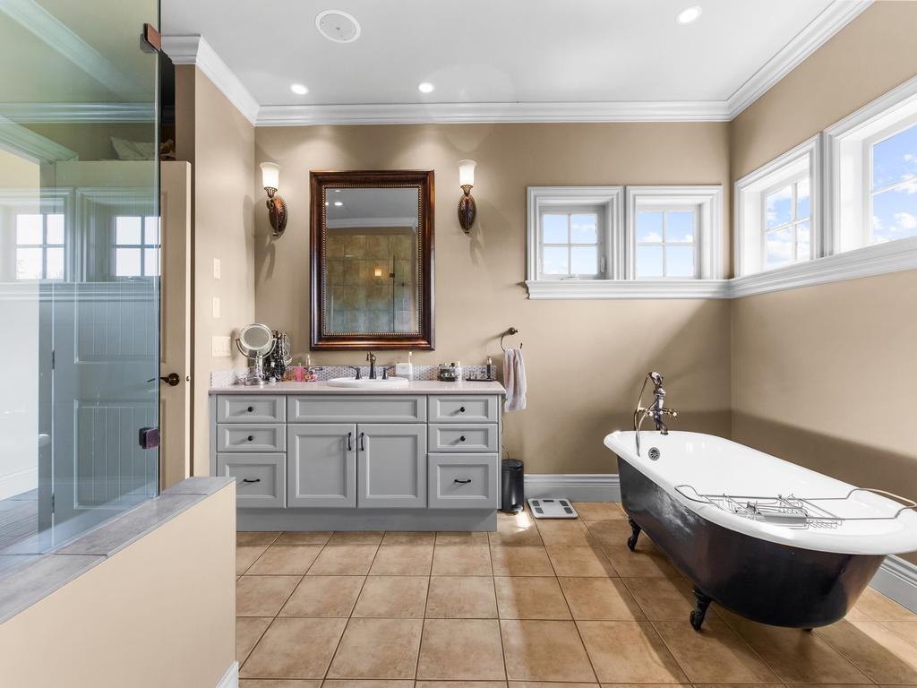 Listing Image for R2989964