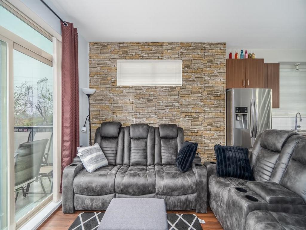 Listing Image for R2990174