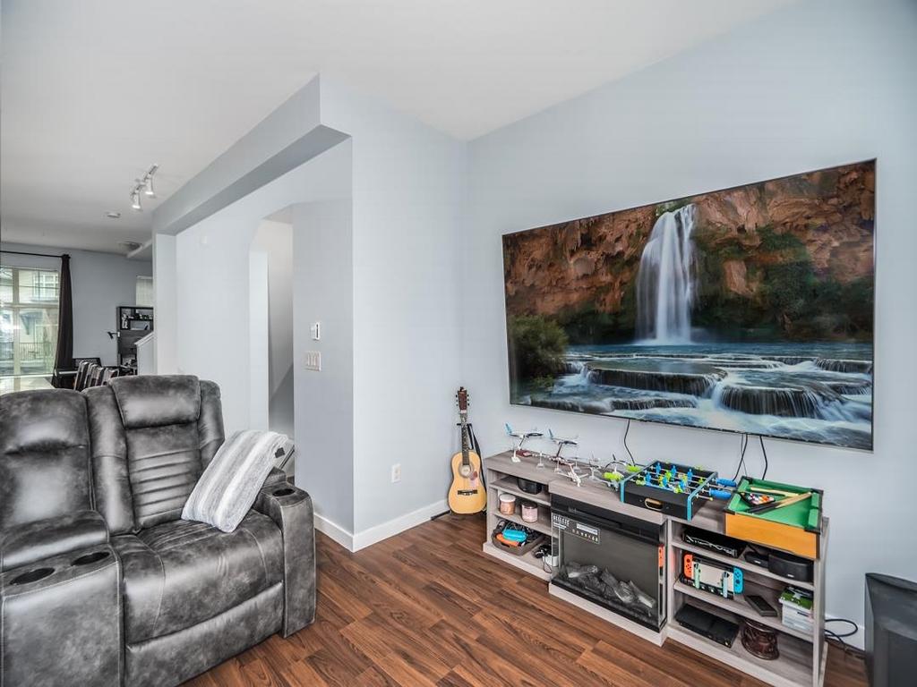 Listing Image for R2990174