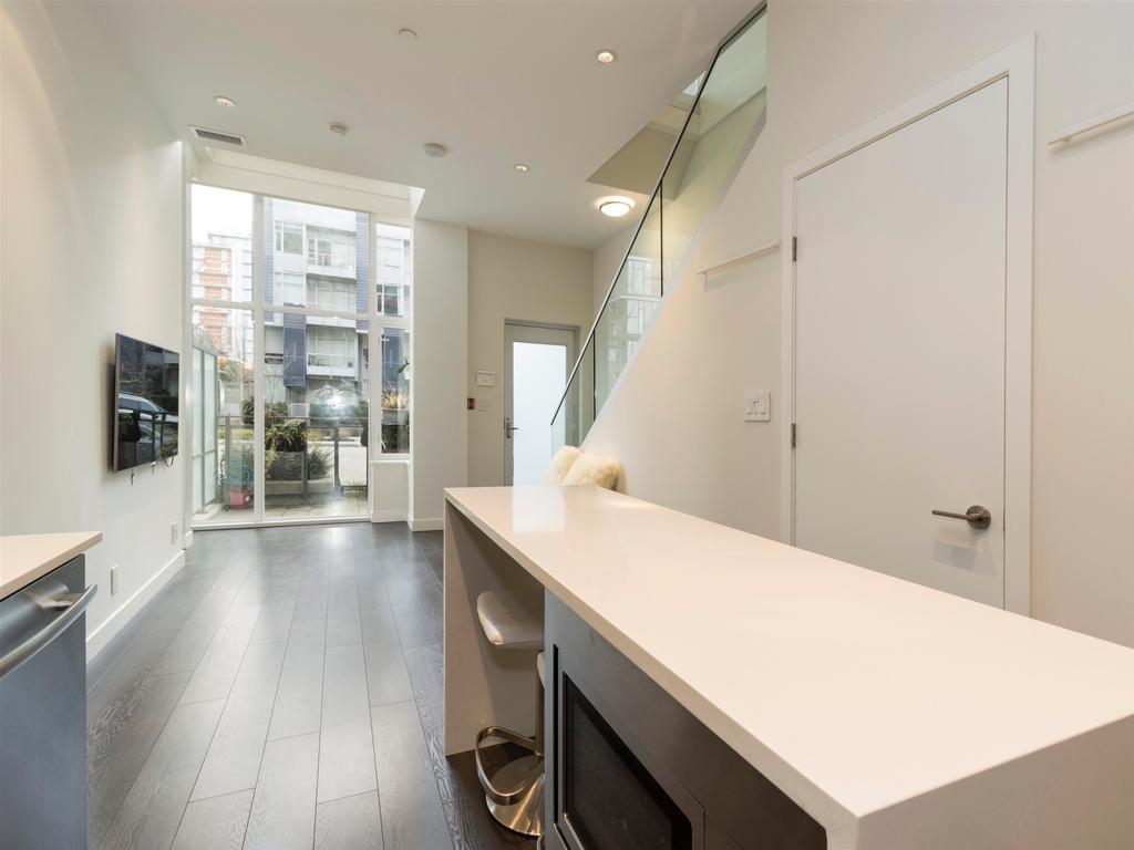 Listing Image for R2991132