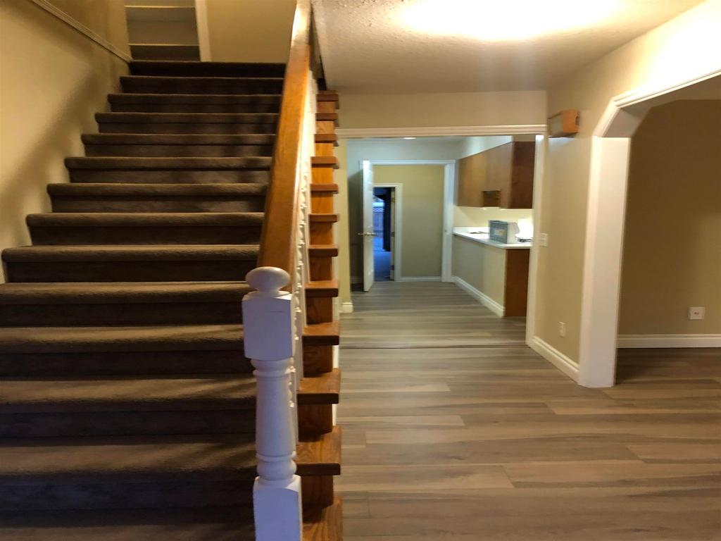 Listing Image for R2992043