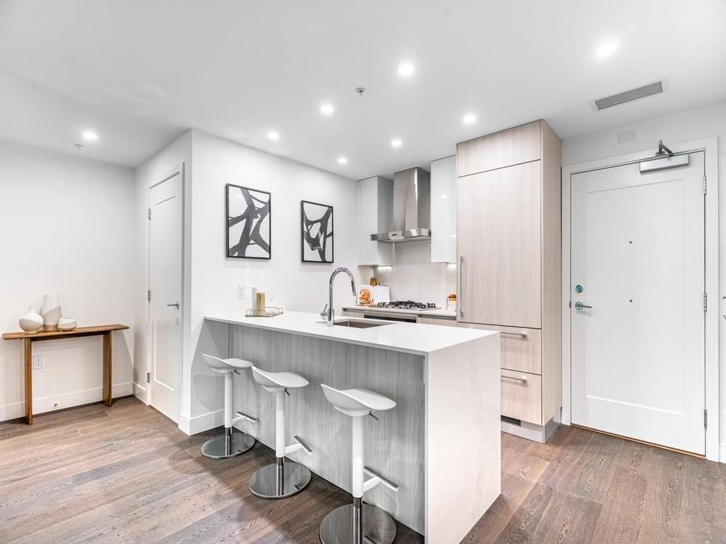 Listing Image for R2992801