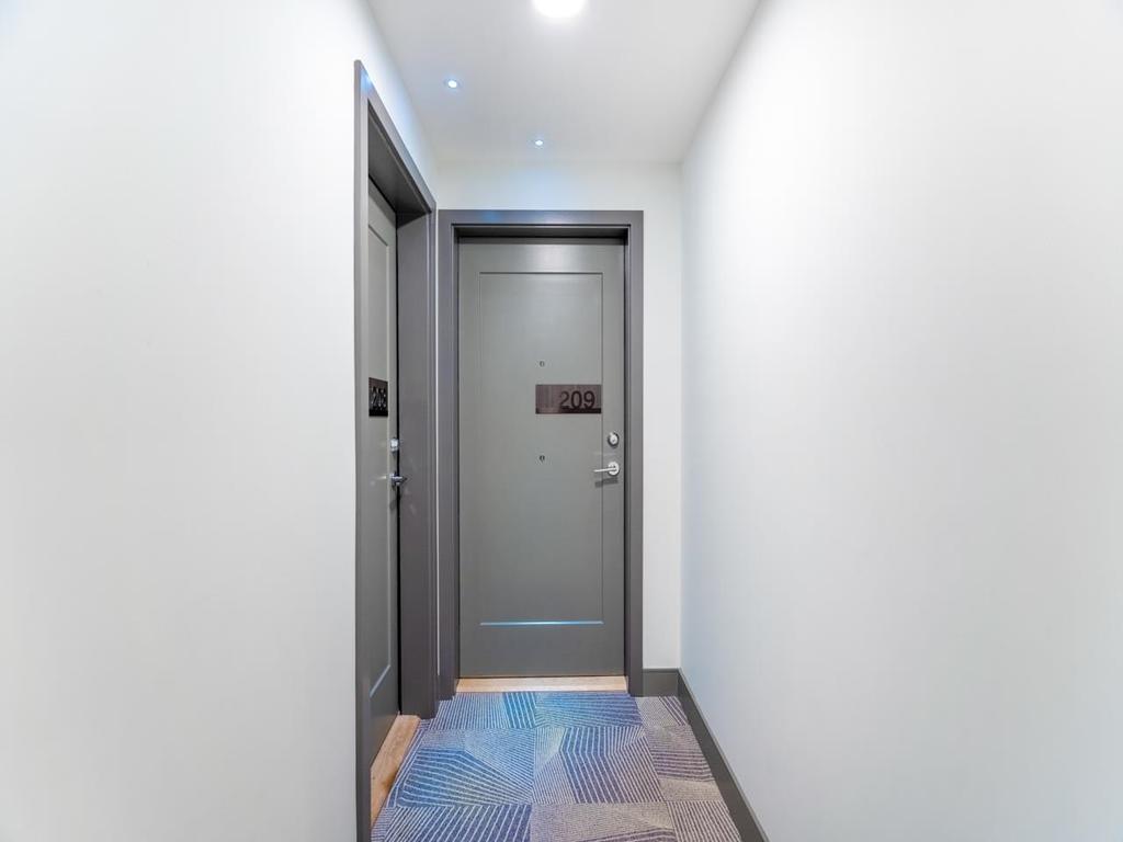 Listing Image for R2992801