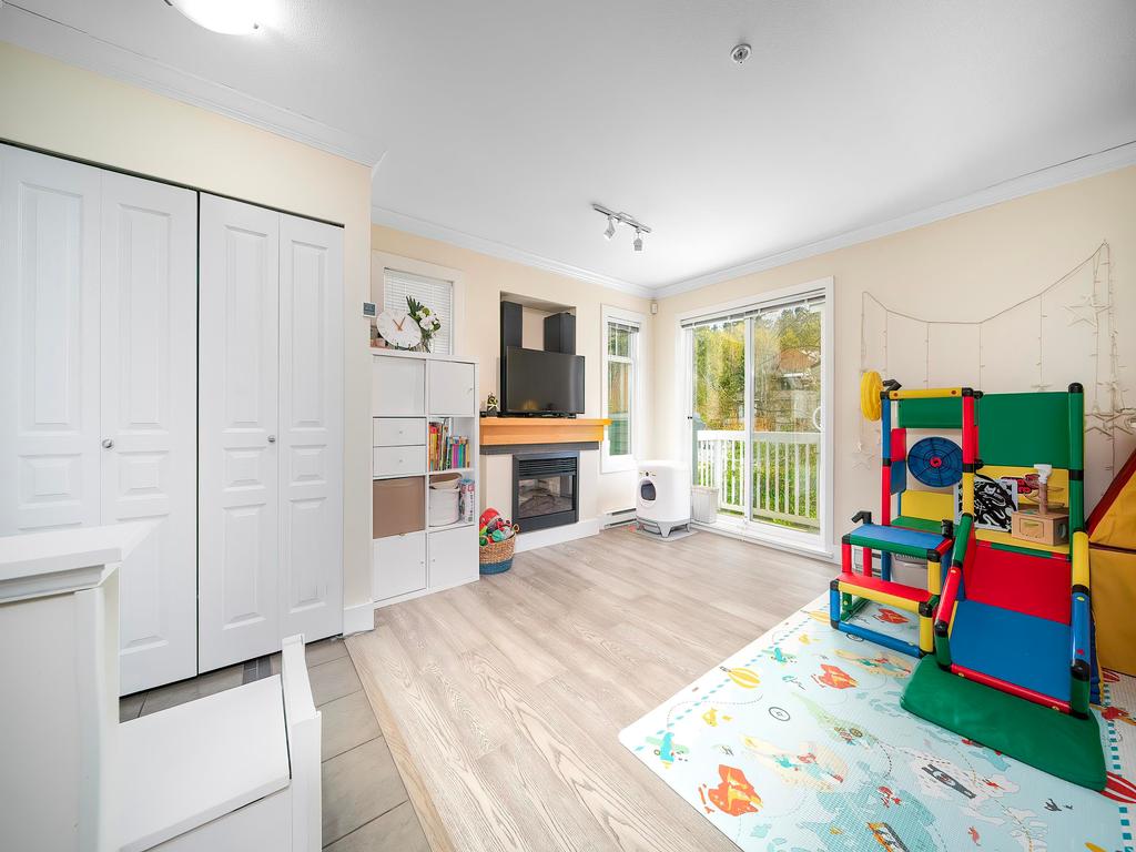 Listing Image for R2993858