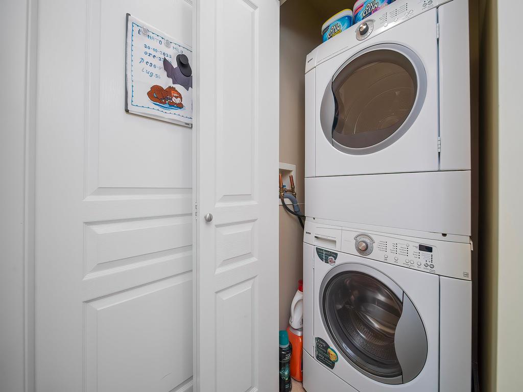Listing Image for R2993858