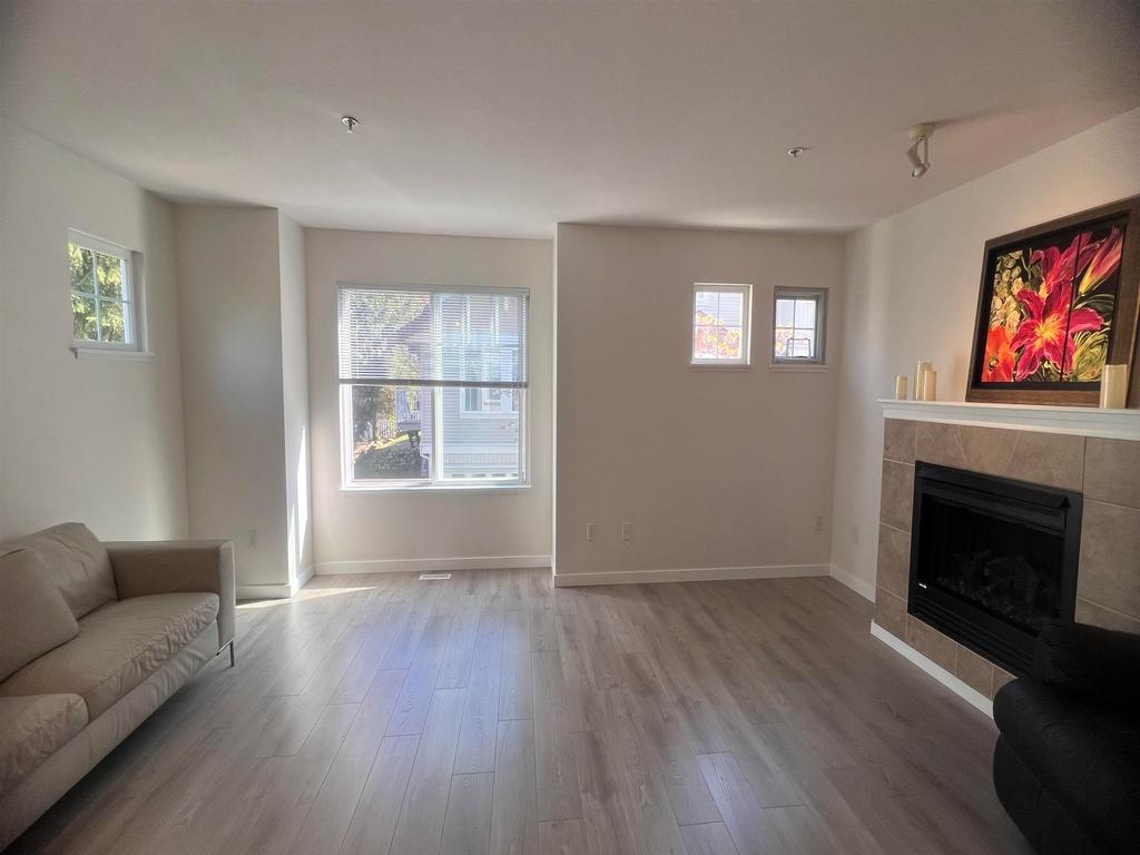 Listing Image for R2994111