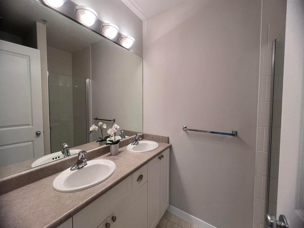 Listing Image for R2994111